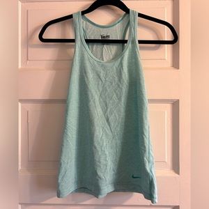 Nike workout tank